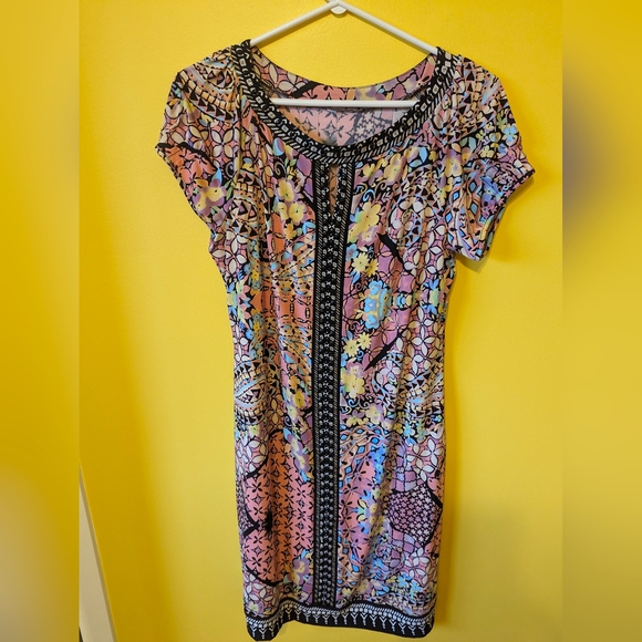Dress - Picture 1 of 5